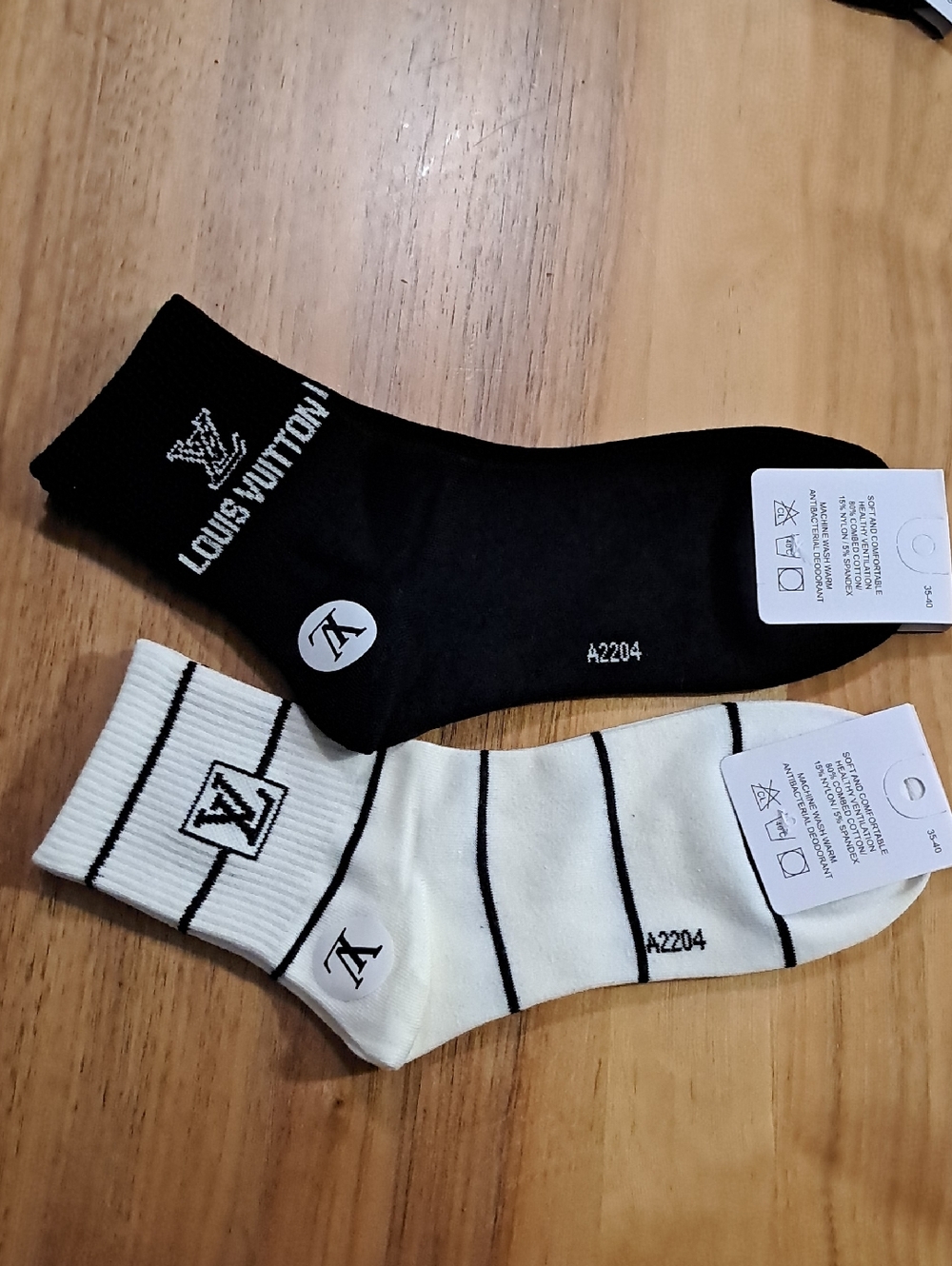 Louis Vuitton Black & White Striped Crew Socks - Logo Detail (2-Pack)